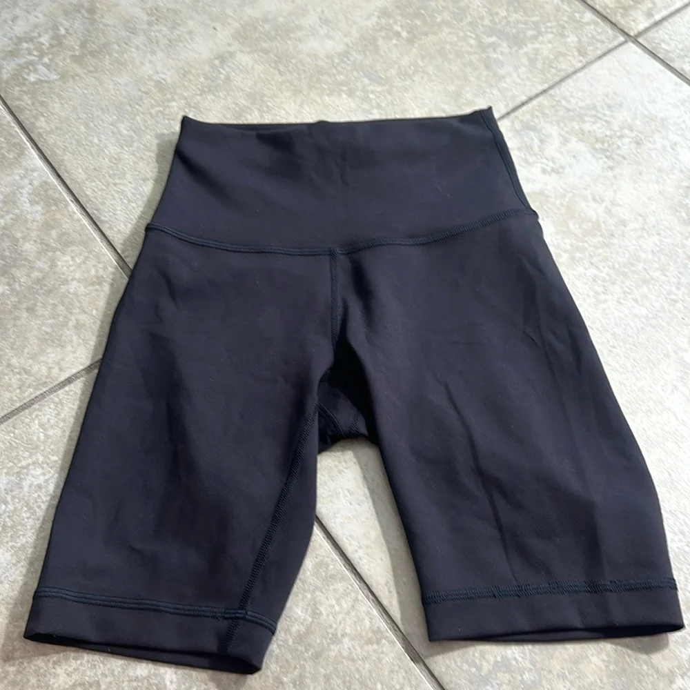 Lululemon Wunder Train‎ High Rise Short 8